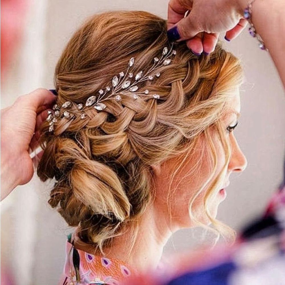 Elegant Crystal Hair Accessory